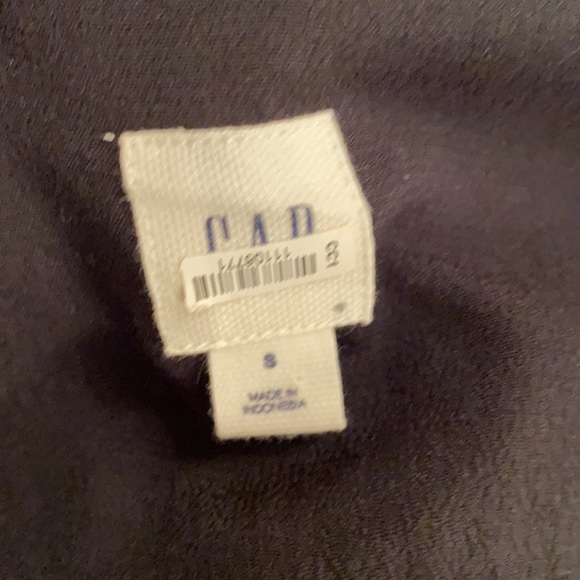 GAP Lace Trimmed Jumpsuit - Picture 11 of 12